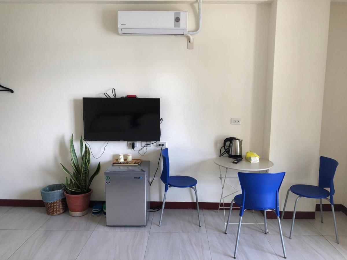 Sun Moon Lake Long Xing Homestay Yuchi Ngoại thất bức ảnh