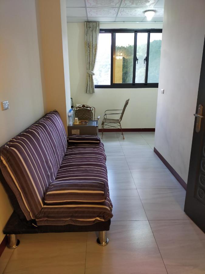 Sun Moon Lake Long Xing Homestay Yuchi Ngoại thất bức ảnh