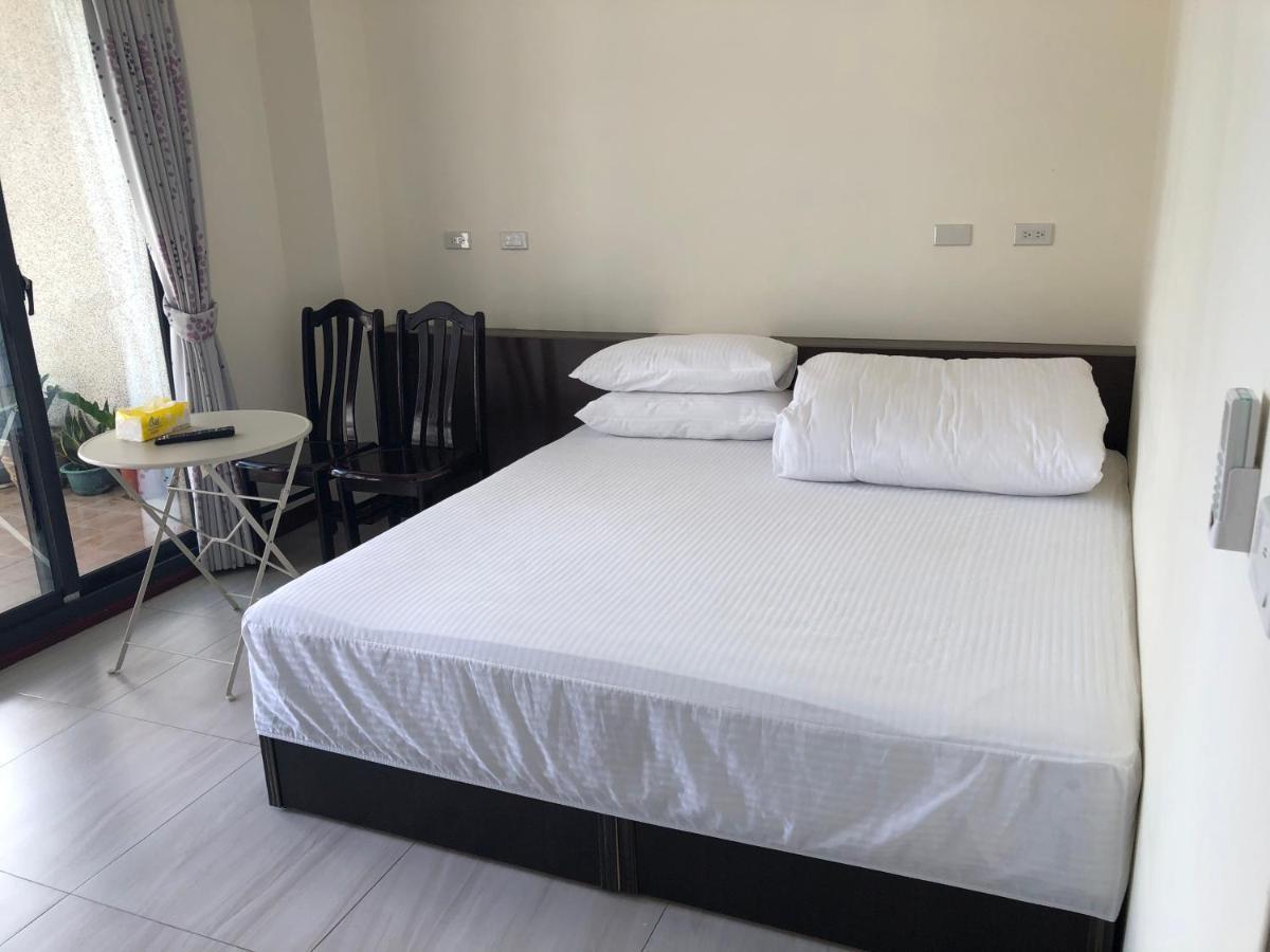 Sun Moon Lake Long Xing Homestay Yuchi Ngoại thất bức ảnh