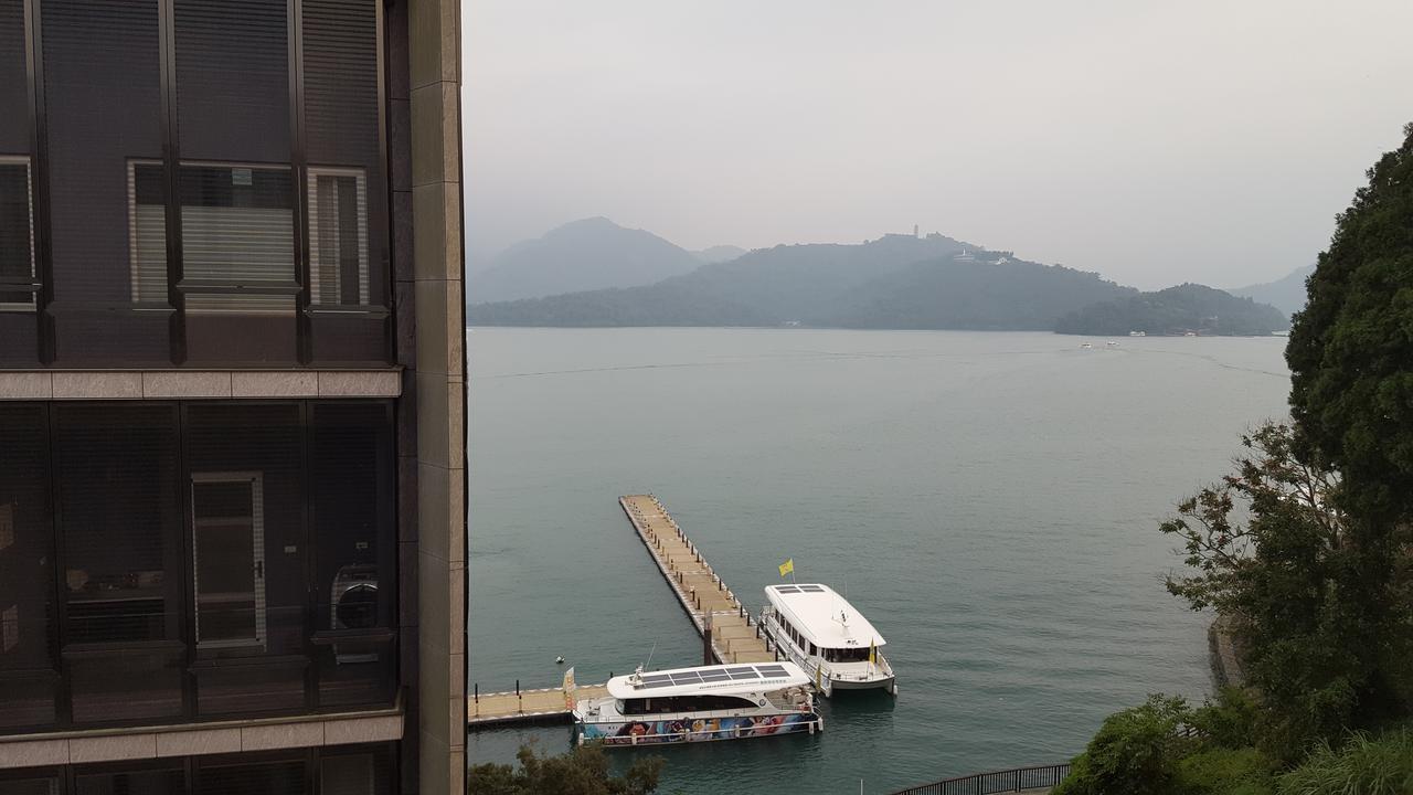 Sun Moon Lake Long Xing Homestay Yuchi Ngoại thất bức ảnh